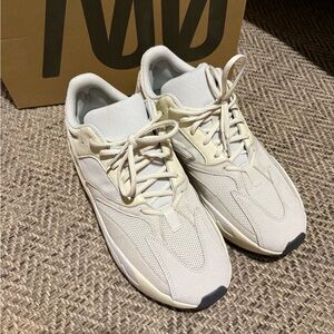 Adidas Yeezy Boost 700 in Analog